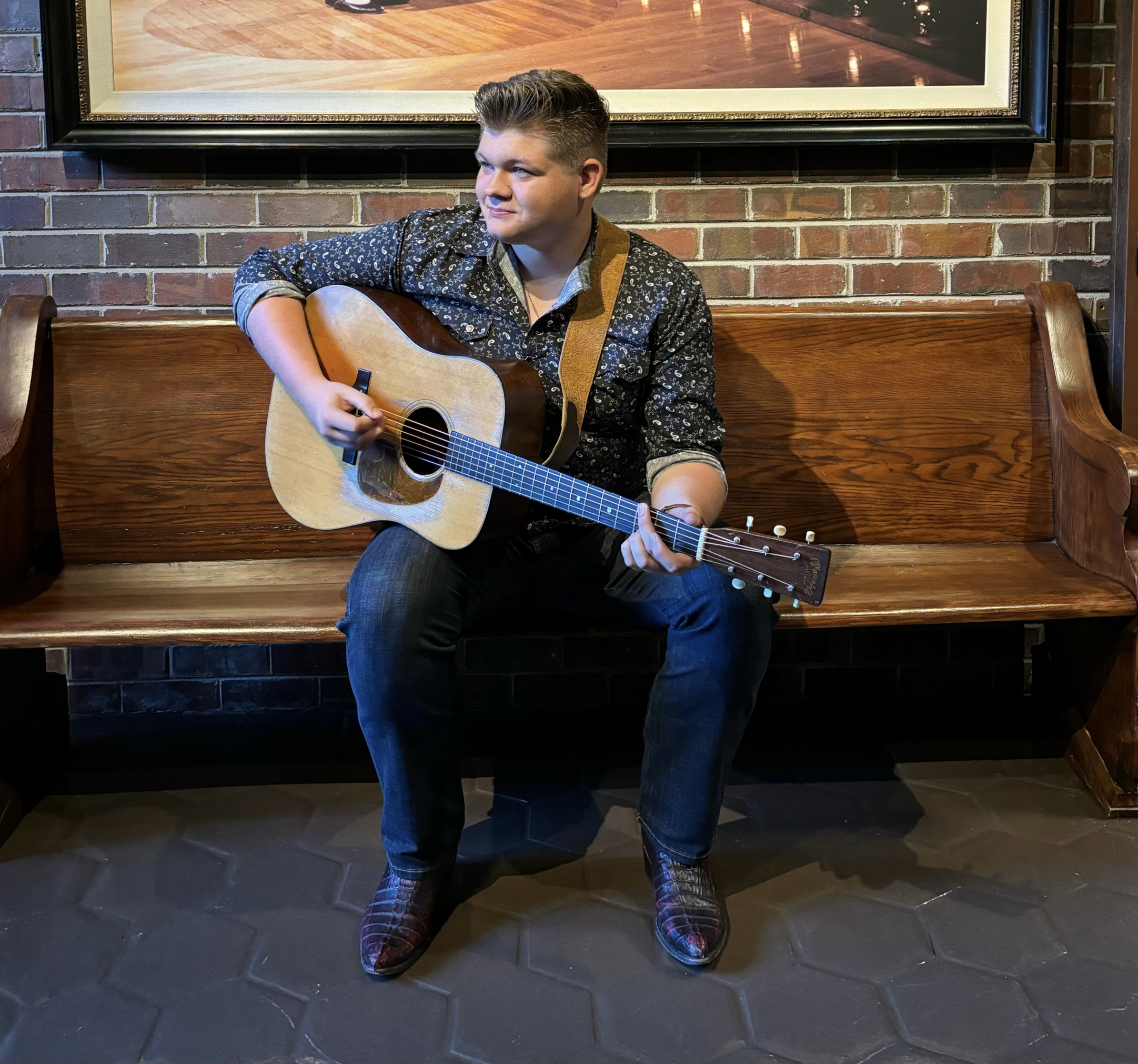 Alex-bench-backstage-crop-Opry-6-27-24-by-Straight-South-Imagery.jpg